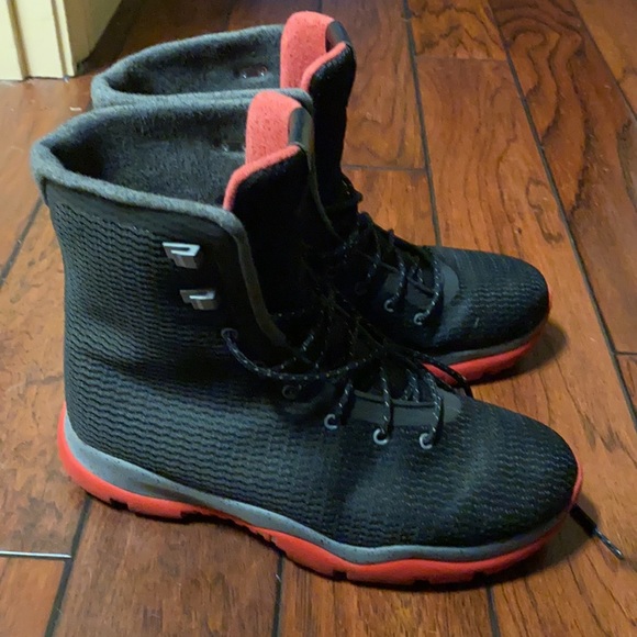 Jordan space boots - Picture 2 of 2